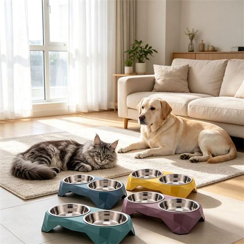 Diamond Design Double-Bowl Dog Cat Feeder